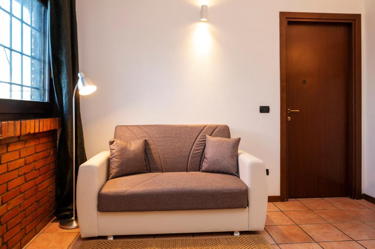 Residence San Raffaele 1 Milano Exterior foto