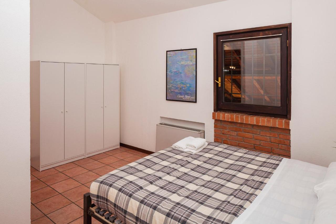 Residence San Raffaele 1 Milano Exterior foto