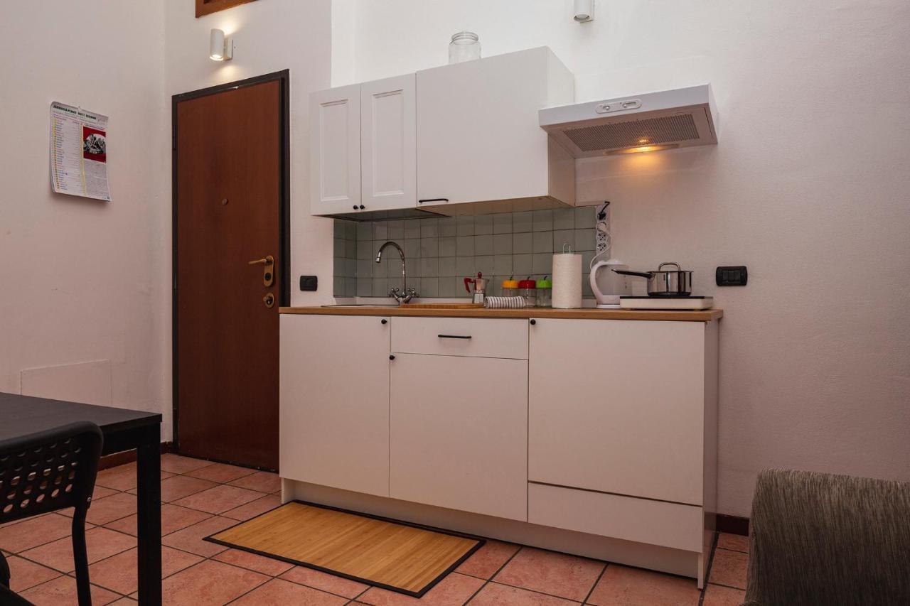 Residence San Raffaele 1 Milano Exterior foto